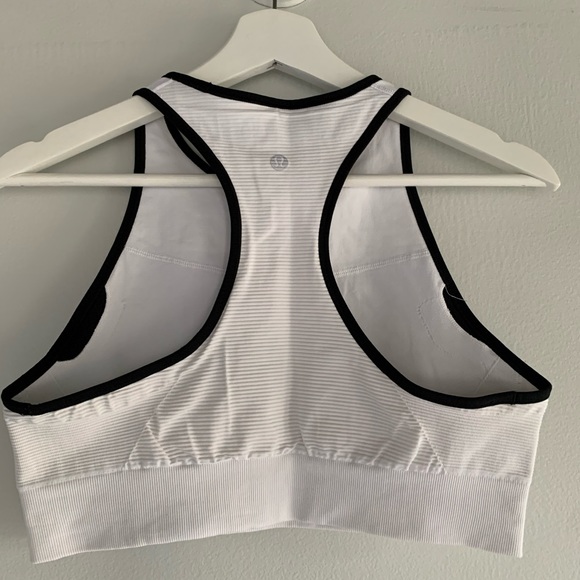 Lululemon black & white sports bra - Picture 2 of 2